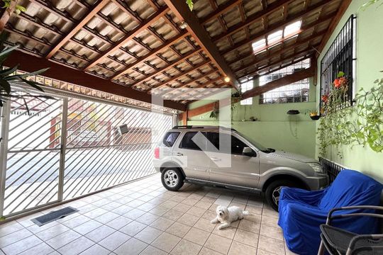 Garagem de casa à venda com 2 quartos, 81m² em Cidade Vargas, São Paulo