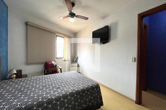 Suite 1 de casa à venda com 2 quartos, 81m² em Cidade Vargas, São Paulo