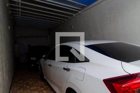Garagem de casa à venda com 3 quartos, 173m² em Jardim Popular, São Paulo