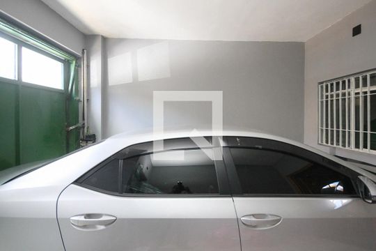 Garagem de casa à venda com 3 quartos, 380m² em Sapopemba, São Paulo