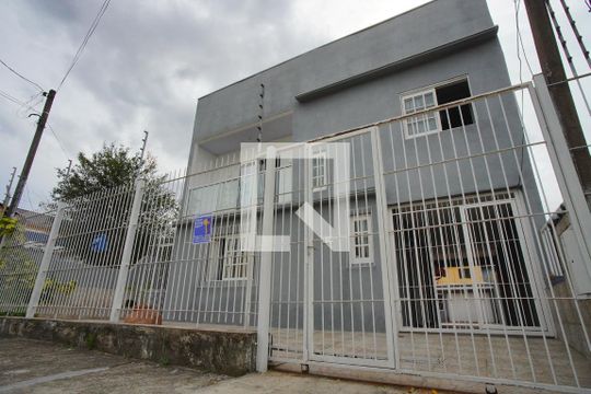 Fachada de casa à venda com 4 quartos, 170m² em Parque Santa Fé, Porto Alegre