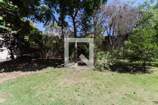 Área comum de apartamento para alugar com 2 quartos, 114m² em Serrano, Belo Horizonte