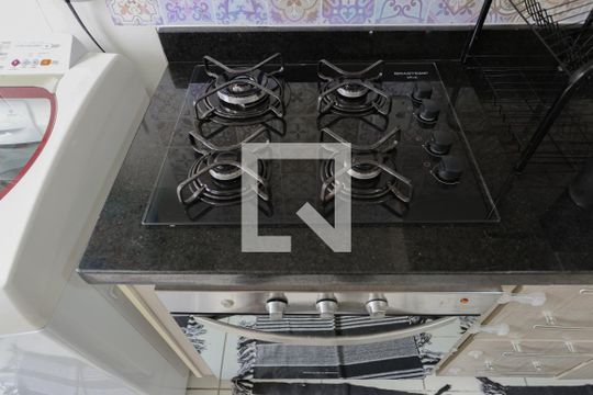 Cozinha e Área de Serviço de apartamento à venda com 2 quartos, 47m² em Imirim, São Paulo