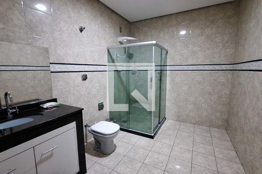 Banheiro 3 de casa para alugar com 3 quartos, 340m² em Engenho do Porto, Duque de Caxias