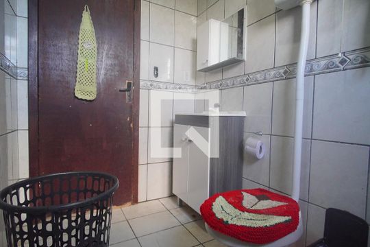 Banheiro de casa à venda com 3 quartos, 140m² em Santo Afonso, Novo Hamburgo