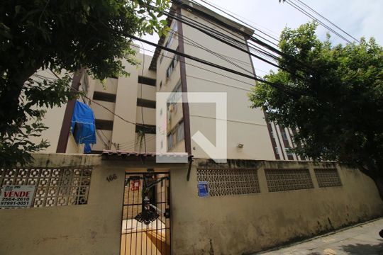 Fachada do Prédio de apartamento à venda com 2 quartos, 60m² em Ramos, Rio de Janeiro