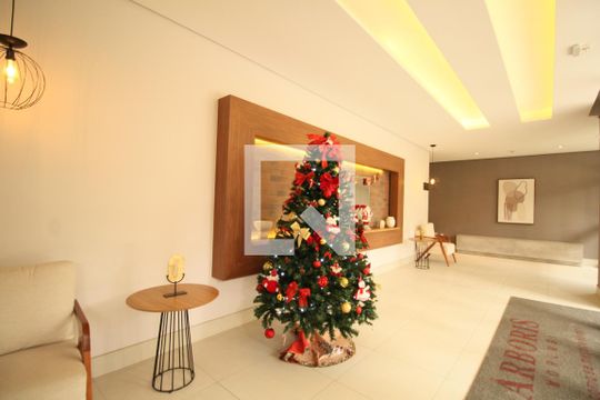 Hall de entrada de apartamento à venda com 2 quartos, 47m² em Vila Andrade, São Paulo