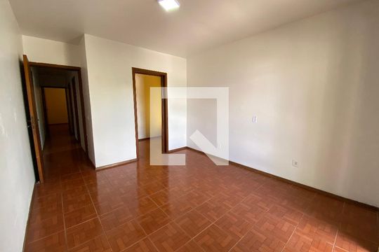 Suite  de casa para alugar com 3 quartos, 350m² em Rincão, Novo Hamburgo