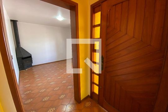 Hall de entrada de casa para alugar com 3 quartos, 350m² em Rincão, Novo Hamburgo