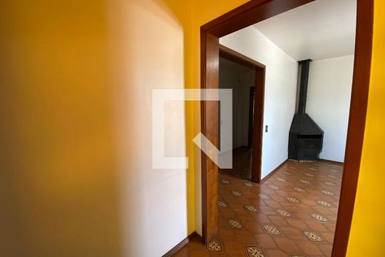 Hall de entrada de casa para alugar com 3 quartos, 350m² em Rincão, Novo Hamburgo