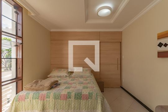Sala 2 de casa à venda com 4 quartos, 280m² em Paquetá, Belo Horizonte