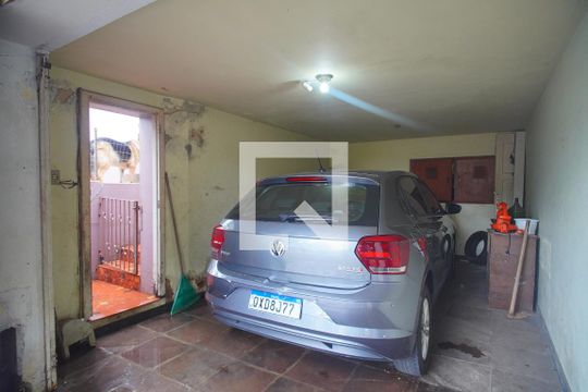 garagem 1 de casa à venda com 4 quartos, 286m² em Vila Nova, Novo Hamburgo