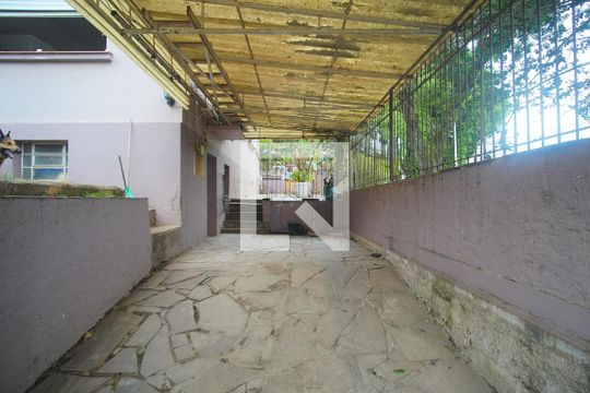 Garagem 2 de casa à venda com 4 quartos, 286m² em Vila Nova, Novo Hamburgo