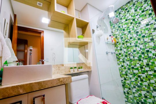 Banheiro de apartamento à venda com 3 quartos, 63m² em Vila Homero Thon, Santo André