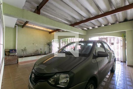 Garagem de casa à venda com 4 quartos, 350m² em Cidade Líder, São Paulo
