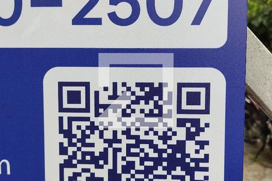 plaquinha qr de casa para alugar com 4 quartos, 338m² em Utinga, Santo André