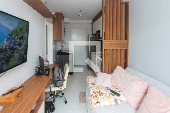Sala de apartamento à venda com 1 quarto, 28m² em Vila Tolstoi, São Paulo