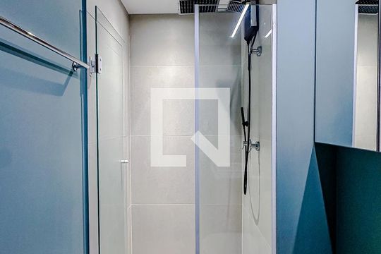 Banheiro de apartamento para alugar com 1 quarto, 25m² em Vila Mariana, São Paulo