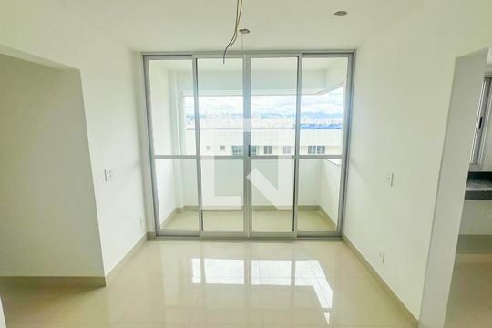 Sala de apartamento à venda com 3 quartos, 176m² em Carlos Prates, Belo Horizonte