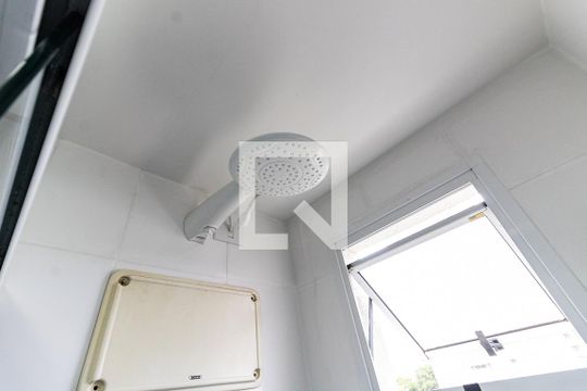 Banheiro  de apartamento à venda com 2 quartos, 55m² em Jardim Previdencia, São Paulo