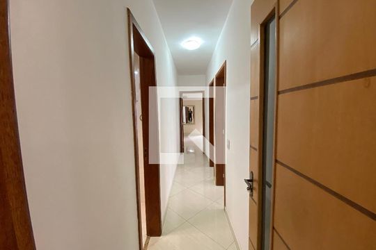 Corredor de apartamento à venda com 3 quartos, 105m² em Méier, Rio de Janeiro