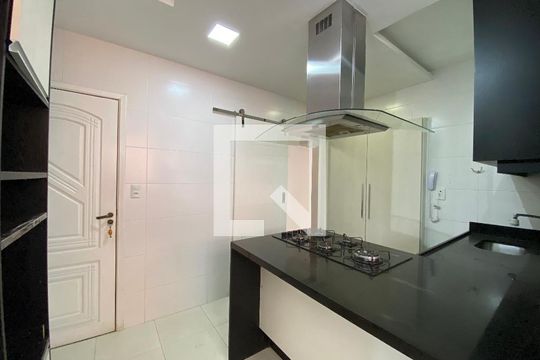 Cozinha de apartamento à venda com 3 quartos, 105m² em Méier, Rio de Janeiro