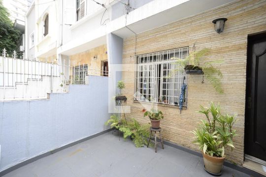 Garagem de casa para alugar com 2 quartos, 90m² em Vila Mariana, São Paulo