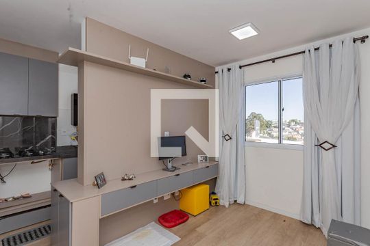 Sala de apartamento para alugar com 2 quartos, 35m² em Sacoma, São Paulo