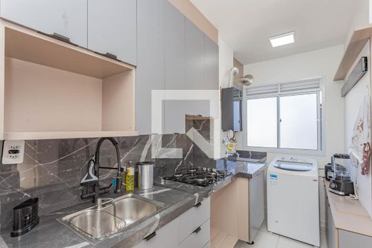 Cozinha de apartamento para alugar com 2 quartos, 35m² em Sacoma, São Paulo