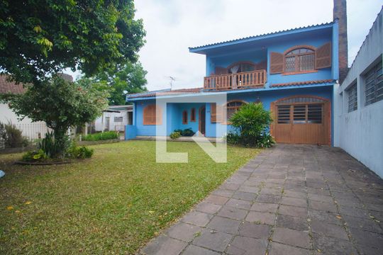 Quintal de casa à venda com 3 quartos, 187m² em Santo Afonso, Novo Hamburgo