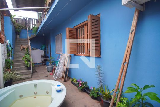 Corredor de casa à venda com 3 quartos, 187m² em Santo Afonso, Novo Hamburgo