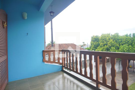 vista de casa à venda com 3 quartos, 187m² em Santo Afonso, Novo Hamburgo