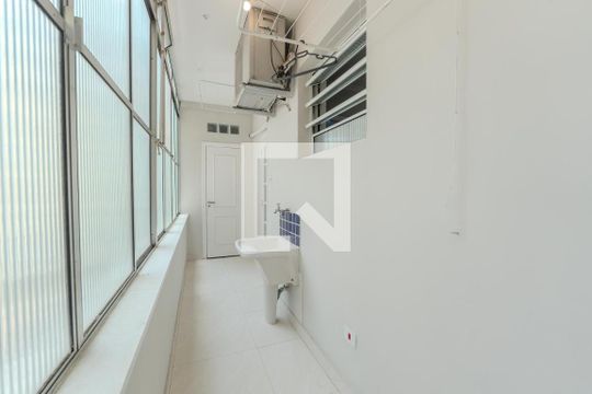 Área de Serviço de apartamento à venda com 2 quartos, 105m² em Bela Vista, São Paulo