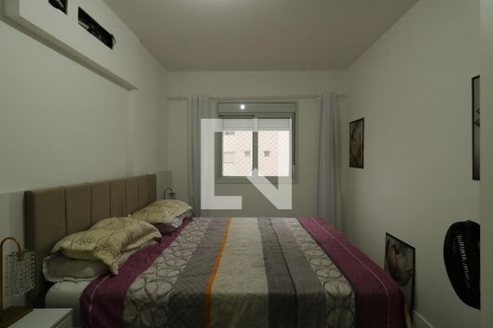Suíte de apartamento à venda com 2 quartos, 68m² em Vila Apiai, Santo André
