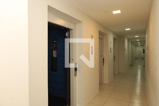Área comum - Saguão do andar de apartamento à venda com 2 quartos, 43m² em Cidade Líder, São Paulo