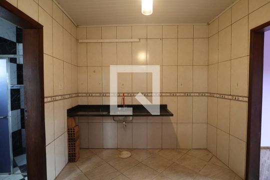 Cozinha de casa à venda com 2 quartos, 56m² em Harmonia, Canoas