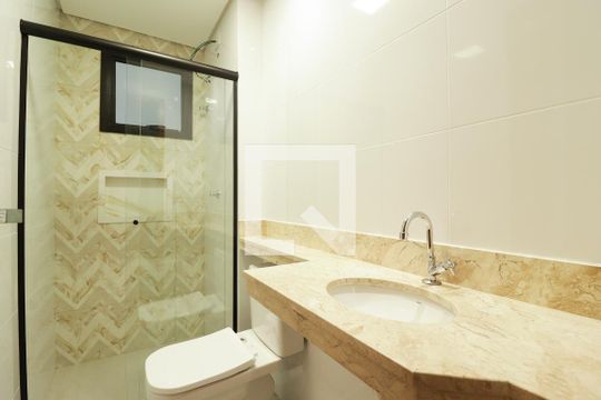 Banheiro Social de apartamento à venda com 2 quartos, 54m² em Tucuruvi, São Paulo