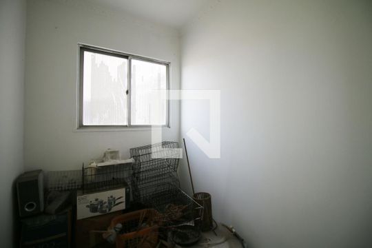 Quarto de Serviço de apartamento à venda com 2 quartos, 90m² em Ramos, Rio de Janeiro