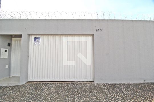 Fachada de casa para alugar com 3 quartos, 194m² em Tibery, Uberlândia