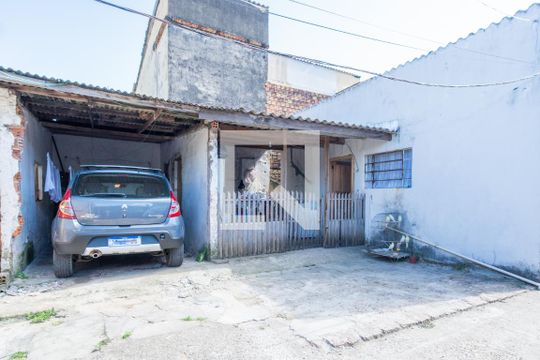 Garagem de casa à venda com 6 quartos, 600m² em São José, Porto Alegre