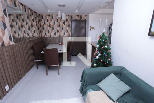 Sala de apartamento à venda com 2 quartos, 64m² em Qnn 34, Brasília