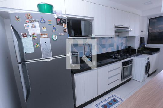 Cozinha de apartamento à venda com 2 quartos, 64m² em Qnn 34, Brasília