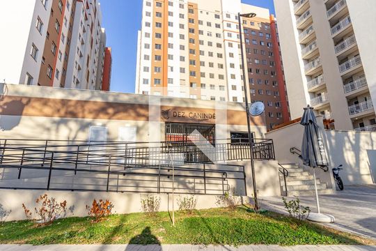 Fachada de apartamento para alugar com 2 quartos, 40m² em Canindé, São Paulo