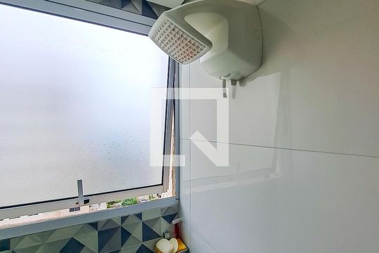 Banheiro Suíte de apartamento para alugar com 2 quartos, 42m² em Jardim Boa Vista (zona Oeste), Osasco