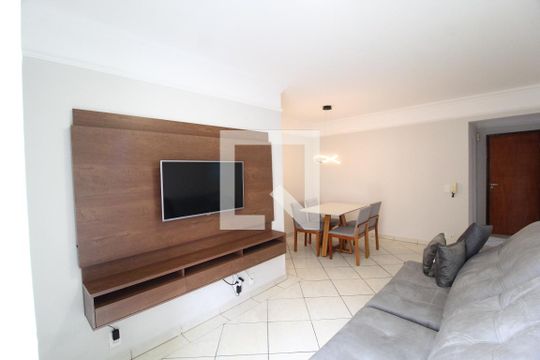 Apartamento para alugar com 2 quartos, 68m² em Santa Mônica, Uberlândia