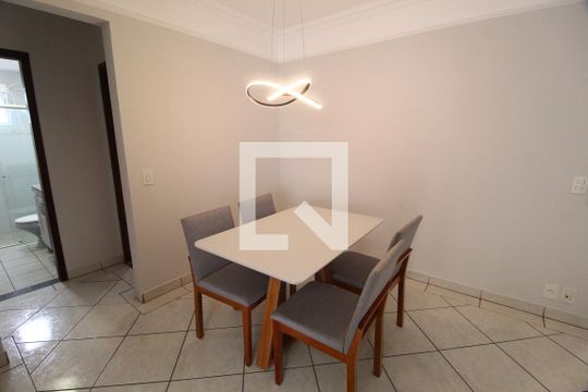 Copa de apartamento para alugar com 2 quartos, 68m² em Santa Mônica, Uberlândia