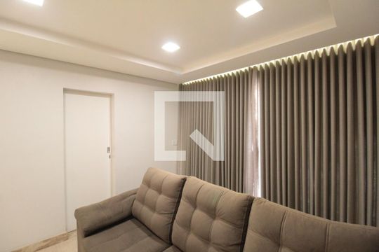 Sala de TV de apartamento à venda com 4 quartos, 160m² em Planalto, Belo Horizonte