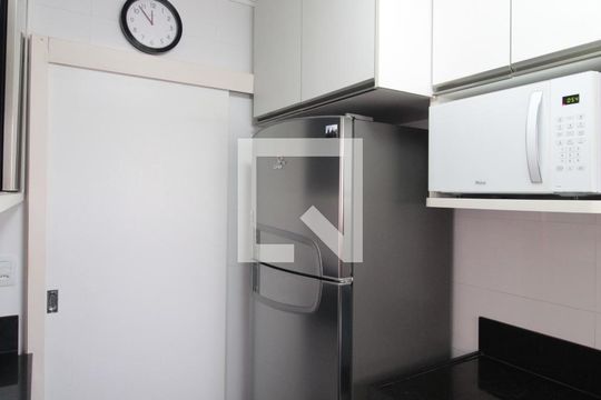 Cozinha e Área de Serviço de apartamento à venda com 4 quartos, 160m² em Planalto, Belo Horizonte