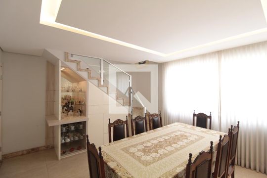 Sala de apartamento à venda com 4 quartos, 160m² em Planalto, Belo Horizonte