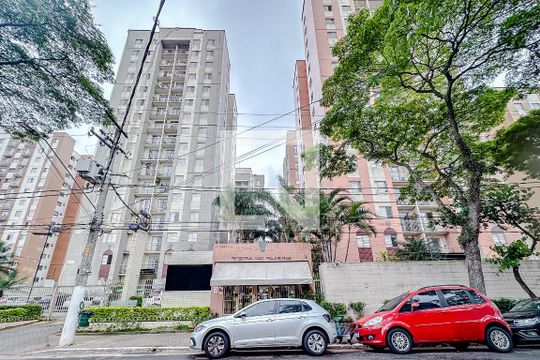 Fachada de apartamento à venda com 3 quartos, 61m² em Cambuci, São Paulo